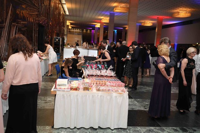 Foto: Udo Dreier - 21.01.2018 - Metropolregion Nürnberg - Nürnberg - Meistersingerhalle - Universitätsball der FAU und der Nürnberger Hochschulen  | Foto: John R. Braun / Udo Dreier