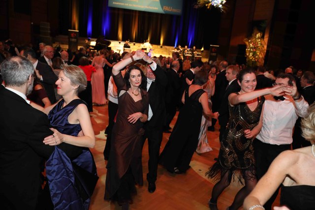 Foto: Udo Dreier - 21.01.2018 - Metropolregion Nürnberg - Nürnberg - Meistersingerhalle - Universitätsball der FAU und der Nürnberger Hochschulen  | Foto: John R. Braun / Udo Dreier