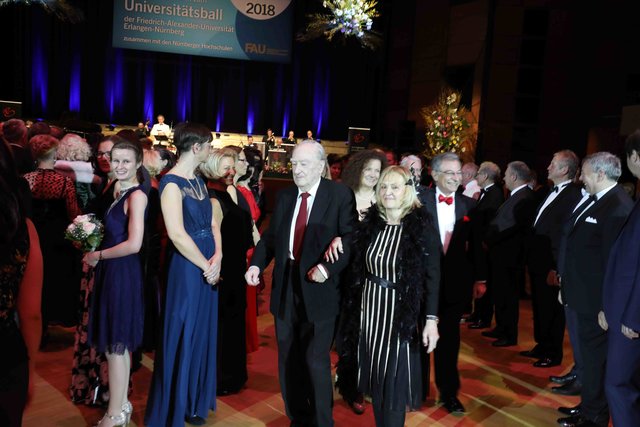 Foto: Udo Dreier - 21.01.2018 - Metropolregion Nürnberg - Nürnberg - Meistersingerhalle - Universitätsball der FAU und der Nürnberger Hochschulen  | Foto: John R. Braun / Udo Dreier