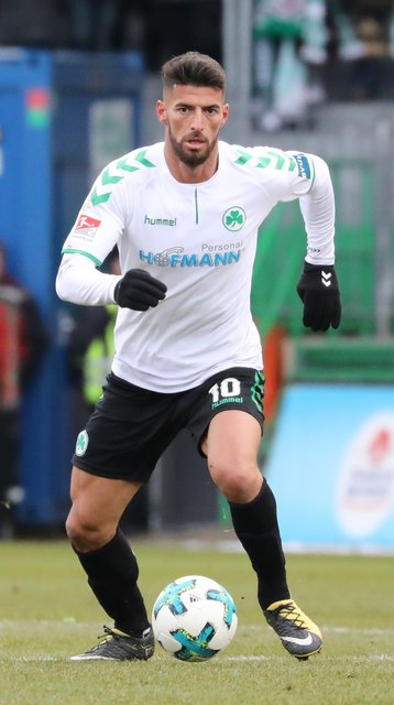 Jurgen Gjasula ist am Samstag einmal mehr als Antreiber, Ideengeber und Spielmacher gefragt. | Foto: bayernpress