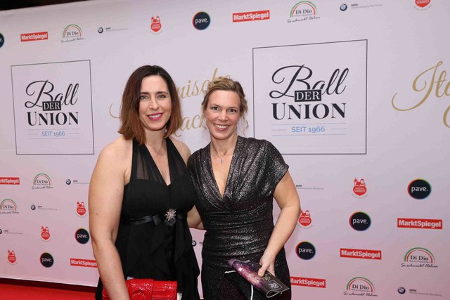 Silvia Lehrieder (r.) mit Tanja Friedrich.