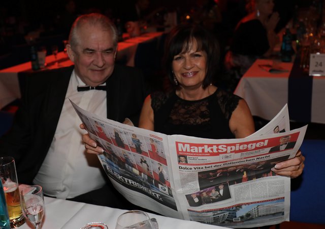 Markspiegelleser - Mitternachtszeitung - Foto: Udo Dreier - 03.02.2018 - Metropolregion Nürnberg - Ball der Union 2018:"Italienische Nacht" in derMeistersingerhalle, NürnbergAm 3. Februar 2018 feiern wir unter dem Motto "Italienische Nacht" den Ball der Union. Der Gastgeber Dr. Markus Söder, Staatsminister und Bezirksvorsitzender, freute sich über den Stargast Thomas Anders. Weitere Topacts sind u.a. die Pavel Sandorf Big Band, Noble Composition und Aldo Celentano. Weitere Informationen erhalten Sie u