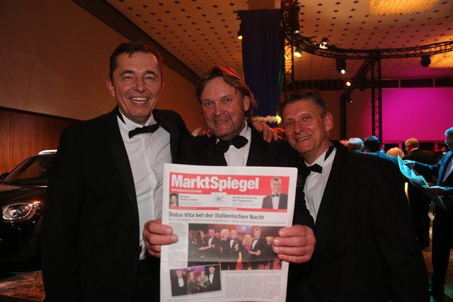 Markspiegelleser - Mitternachtszeitung - Foto: Udo Dreier - 03.02.2018 - Metropolregion Nürnberg - Ball der Union 2018:"Italienische Nacht" in derMeistersingerhalle, NürnbergAm 3. Februar 2018 feiern wir unter dem Motto "Italienische Nacht" den Ball der Union. Der Gastgeber Dr. Markus Söder, Staatsminister und Bezirksvorsitzender, freute sich über den Stargast Thomas Anders. Weitere Topacts sind u.a. die Pavel Sandorf Big Band, Noble Composition und Aldo Celentano. Weitere Informationen erhalten Sie u
