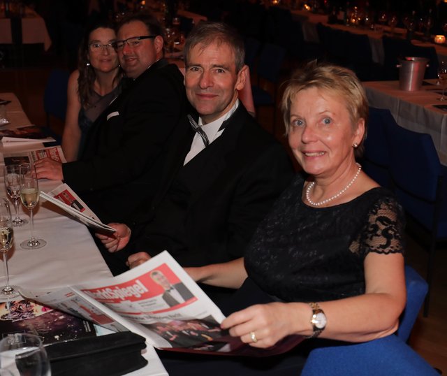 Markspiegelleser - Mitternachtszeitung - Foto: Udo Dreier - 03.02.2018 - Metropolregion Nürnberg - Ball der Union 2018:"Italienische Nacht" in derMeistersingerhalle, NürnbergAm 3. Februar 2018 feiern wir unter dem Motto "Italienische Nacht" den Ball der Union. Der Gastgeber Dr. Markus Söder, Staatsminister und Bezirksvorsitzender, freute sich über den Stargast Thomas Anders. Weitere Topacts sind u.a. die Pavel Sandorf Big Band, Noble Composition und Aldo Celentano. Weitere Informationen erhalten Sie u