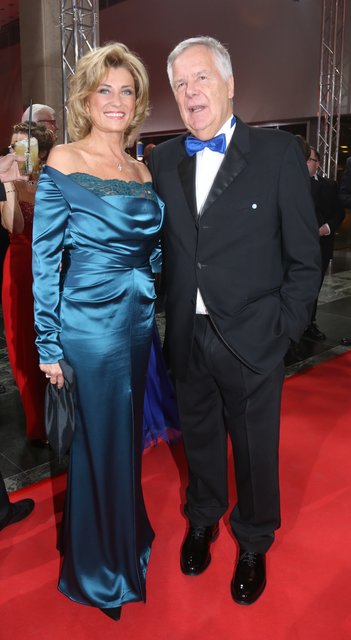 Foto: Udo Dreier - 03.02.2018 - Metropolregion Nürnberg - Ball der Union 2018:"Italienische Nacht" in derMeistersingerhalle, NürnbergAm 3. Februar 2018 feiern wir unter dem Motto "Italienische Nacht" den Ball der Union. Der Gastgeber Dr. Markus Söder, Staatsminister und Bezirksvorsitzender, freute sich über den Stargast Thomas Anders. Weitere Topacts sind u.a. die Pavel Sandorf Big Band, Noble Composition und Aldo Celentano. Weitere Informationen erhalten Sie unter www.ballderunion.de.Der Ball der Un