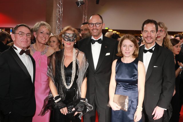 Foto: Udo Dreier - 03.02.2018 - Metropolregion Nürnberg - Ball der Union 2018:"Italienische Nacht" in derMeistersingerhalle, NürnbergAm 3. Februar 2018 feiern wir unter dem Motto "Italienische Nacht" den Ball der Union. Der Gastgeber Dr. Markus Söder, Staatsminister und Bezirksvorsitzender, freute sich über den Stargast Thomas Anders. Weitere Topacts sind u.a. die Pavel Sandorf Big Band, Noble Composition und Aldo Celentano. Weitere Informationen erhalten Sie unter www.ballderunion.de.Der Ball der Un