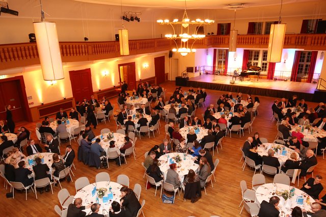 Blick aufs Gala-Dinner im Festsaal. Foto: © Kurt Fuchs/FAU