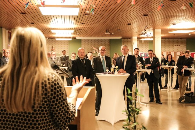 Die Bayerische Gesundheitsministerin Melanie Huml bei ihrer Ansprache zur Krippen-Einweihung in Heiligenstadt. | Foto: Nicole Fuchsbauer
