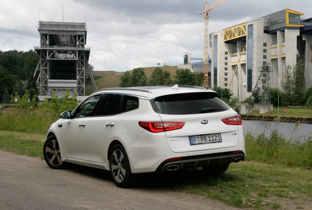 Je nach Ausführung umfasst das Kofferraumvolumen bis zu 1686 Liter. | Foto: © Auto-Medienportal.Net/Kia