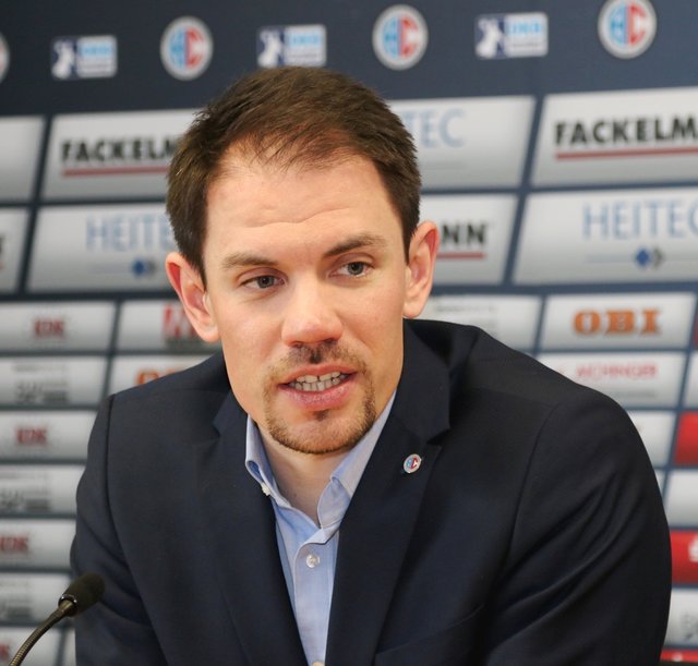 (Foto: HJKrieg, Erlangen) - HCE-Geschäftsführer René Selke: wir rechnen mit rund 3.000 Fans in der Arena Nürnberger Versicherung
