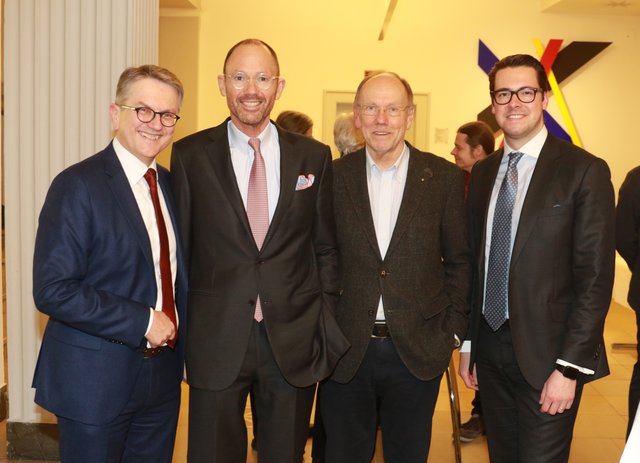 (v.l.) Rechtsanwalt Alexander Seifert, Prof. Dr. Klaus L. Wübbenhorst, Jürgen Franzke, früherer Leiter des DB-Museum, und Rechtsanwalt Maximilian Bär. | Foto: Udo Dreier