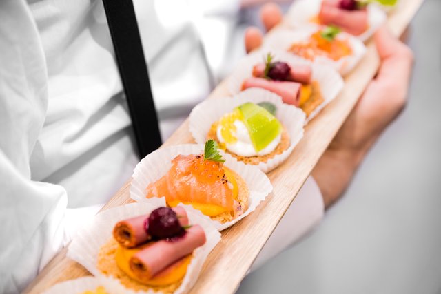 Lecker! Fingerfood von Eventcaterer Lehrieder. | Foto: © Manuel Reger