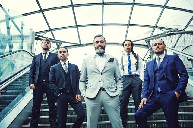 Electro Deluxe bringen heißen, knackigen Funk mit viel Bläserpower nach Roth. | Foto: HLB