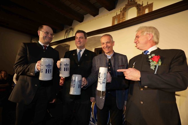 Kaiserbock 2018 im Rittersaal der Nürnberger Kaiserburg. | Foto: Udo Dreier
