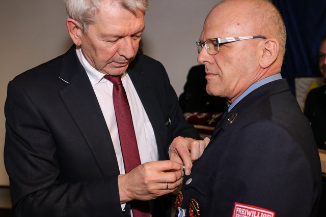 Ehrung für 25 und 40 Jahre Freiwillige Feuerwehren. | Foto: Nicole Fuchsbauer
