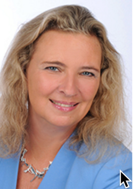 Kerstin Schreyer wird Ministerin für Familie, Arbeit und Soziales. | Foto: ©Bildarchiv Bayerischer Landtag/Atelier Krammer