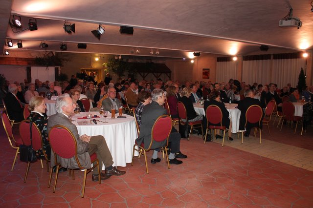 Auch in diesem Jahr waren wieder alle Tische im großen Saal besetzt. | Foto: © Victor Schlampp