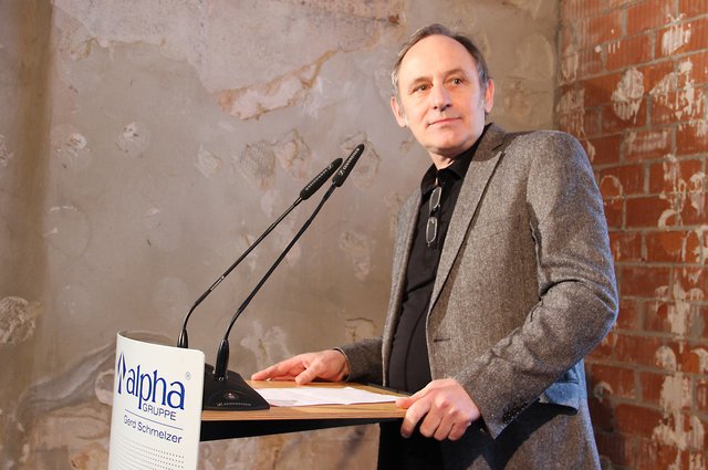 Architekt Prof. Volker Staab bei der Grundsteinlegung. | Foto: tom