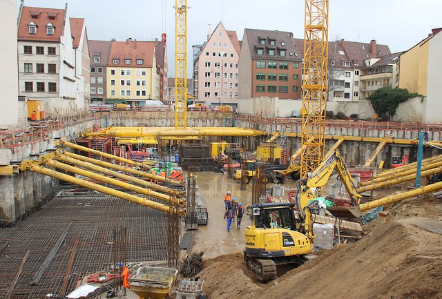 Riesenbaustelle Augustinerhof. | Foto: tom