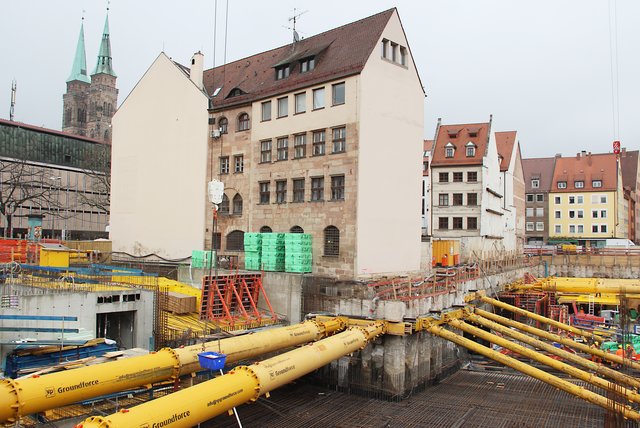 Riesenbaustelle Augustinerhof. | Foto: tom