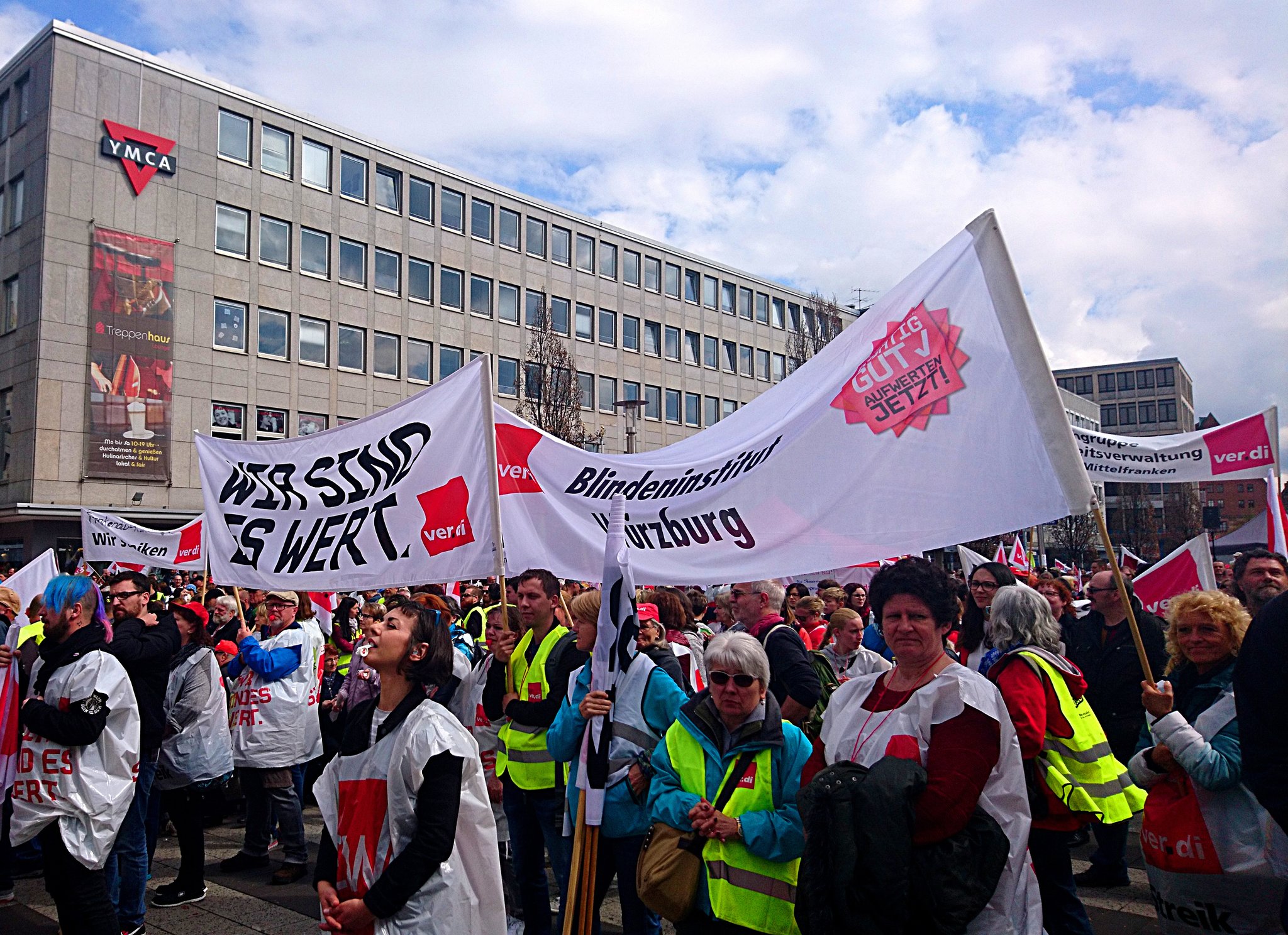 Warnstreik in Nürnberg 9.000 Menschen bei