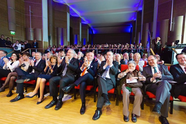 Ehrengäste beim Festakt zum 70. Jahrestag der Gründung des Staates Israel. | Foto: IKG Nürnberg/André Karambatsos