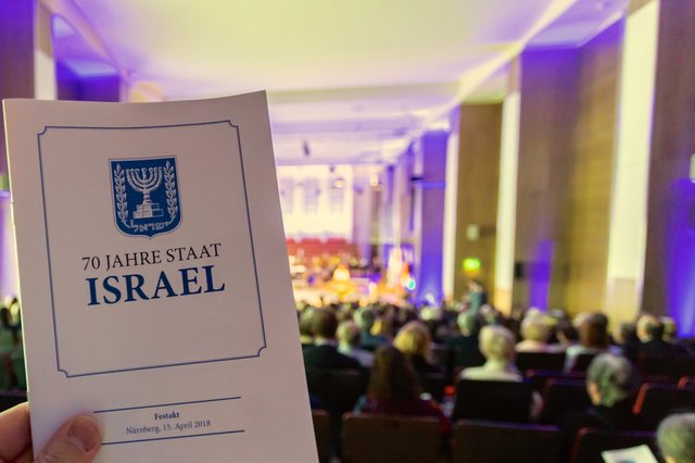 Festakt zum 70. Jahrestag der Gründung des Staates Israel im Musiksaal der Nürnberger Symphoniker. | Foto: IKG Nürnberg/André Karambatsos