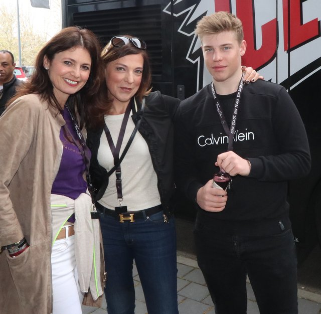 VIP-Ladies: Geschäftsfrau Stephanie Sontowski (links) und Sylvia Rabitz mit Sohn Laurenz. | Foto: © John R. Braun