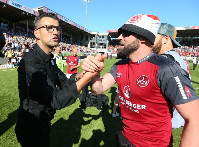 06.05.2018 --- Fussball --- Saison 2017 2018 --- 2. Fussball - Bundesliga --- 33. Spieltag: SV Sandhausen - 1. FC Nürnberg Nuernberg FCN ( Club ) --- Foto: Sport-/Pressefoto Wolfgang Zink / JüRa --- 

Michael Köllner (Trainer 1. FC Nürnberg / FCN ) - Jubel Freude