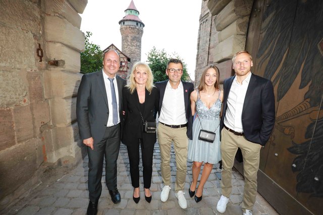 Großer Empfang der Club-Helden, Betreuer und Sponsoren auf der Nürnberger Kaiserburg. | Foto: © Udo Dreier