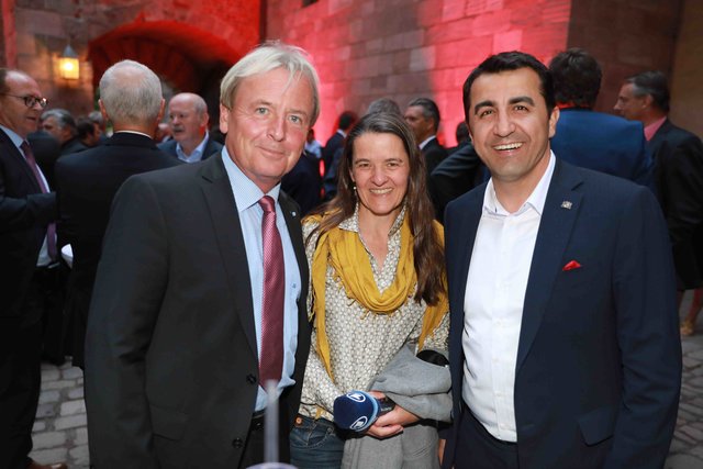 Großer Empfang der Club-Helden, Betreuer und Sponsoren auf der Nürnberger Kaiserburg. | Foto: © Udo Dreier