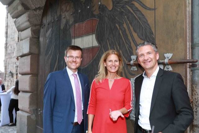 Großer Empfang der Club-Helden, Betreuer und Sponsoren auf der Nürnberger Kaiserburg. | Foto: © Udo Dreier