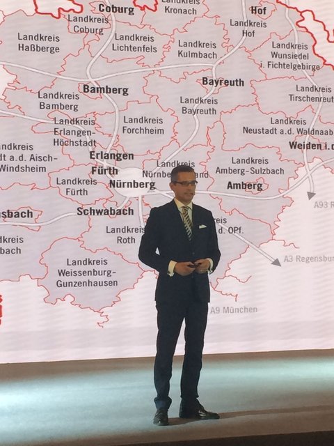 Nürnbergs Wirtschaftsreferent Dr. Michael Fraas bei seiner Präsentation auf der ,,2018 Innovation Forum for Mayors of International Sister Cities of Chengdu". | Foto: Dr. Michael Fraas