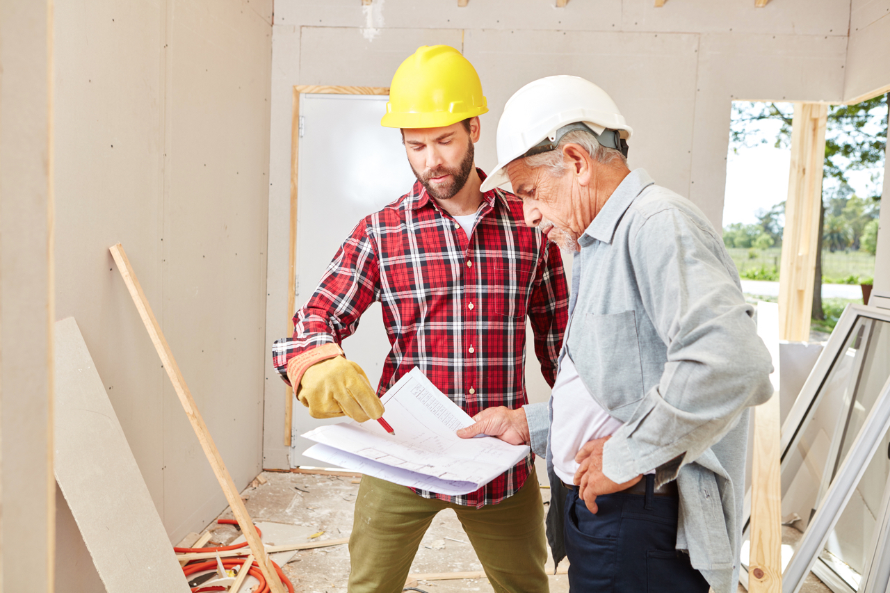 Genaue Planung auf dem Bau ist ein Kostenfaktor – in Erlangen geht der Trend bei Ausschreibungen dahin, immer mehr Aufträge an einzelne Gewerke zu vergeben. Foto: © Robert Kneschke / Fotolia.com