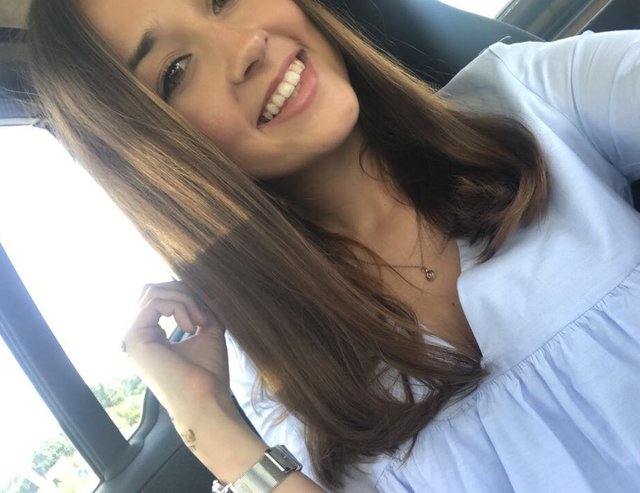 Der Lieblingsfahrer von Jennifer (*1998), 1,68 m, ist Paul di Resta. | Foto: © Privat