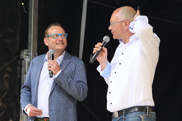 Ein Monat nach der offiziellen Eröffnung wurde das Ludwig-Erhard-Zentrum im Rahmen eines Bürgerfests für die Bevölkerung freigegeben. | Foto: tom