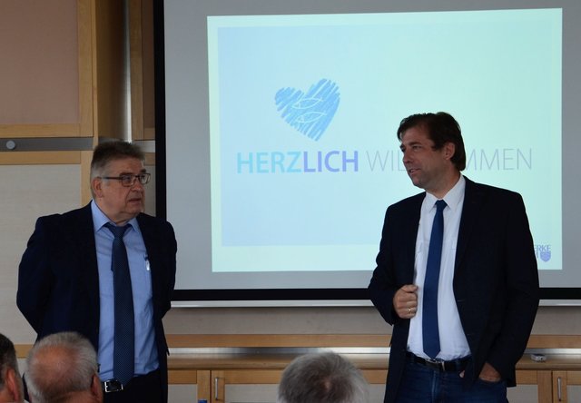 Reinhold Müller, Geschäftsführer der Stadtwerke Forchheim und Landrat Dr. Hermann Ulm.