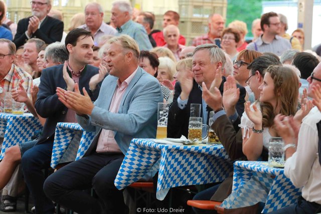 Erster öffentlicher Festzeltauftritt von Ministerpräsident Dr. Markus Söder in Nürnberg. | Foto: Udo Dreier