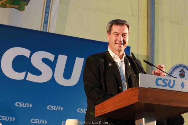 Erster öffentlicher Festzeltauftritt von Ministerpräsident Dr. Markus Söder in Nürnberg. | Foto: Udo Dreier