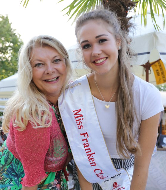 Agentur-Chefin Marie-Luise Cawi (l.) und die amtierende Miss Franken Classic Diana Lisak sind jetzt auf der Suche nach der neuen Miss Franken Classic 2019! Wer ins Modelgeschäft einsteigen möchte, jetzt bewerben! | Foto: Nicole Fuchsbauer
