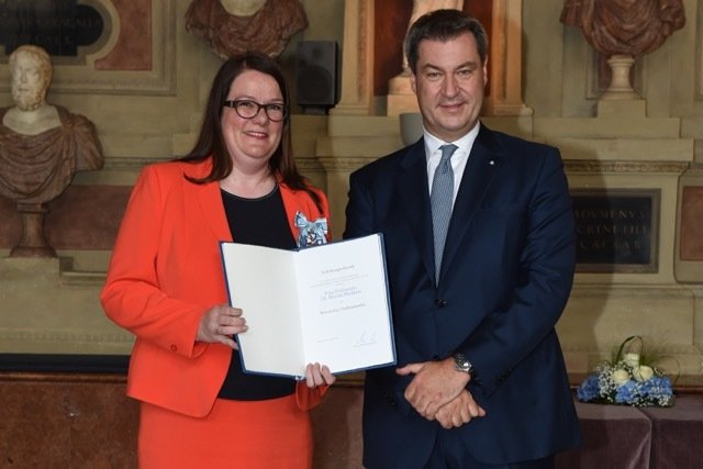 Verdienstordenf für Professorin Dr. Marion Merklein, Nürnberg, Inhaberin des Lehrstuhls für Fertigungstechnologie an der Friedrich-Alexander Universität Erlangen-Nürnberg (FAU). | Foto: Bayerische Staatskanzlei
