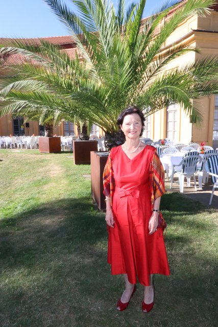 Eine zufriedene Ball-Organisatorin Ursula Ertl konnte um 18.30 Uhr die Tore öffnen lassen.