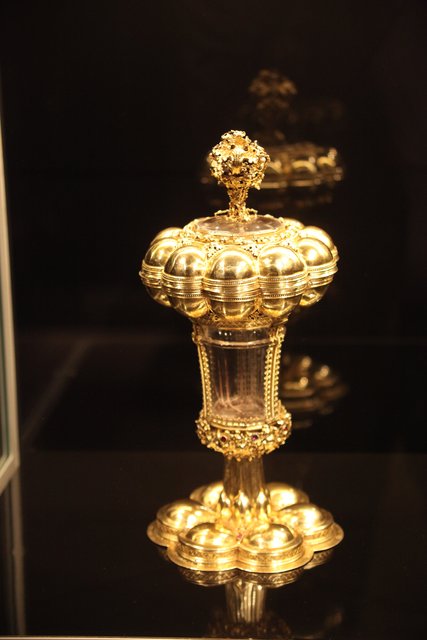 Das Dornenreliquiar in Form eines Deckelpokals, um 1500. | Foto: Arthur Kreklau