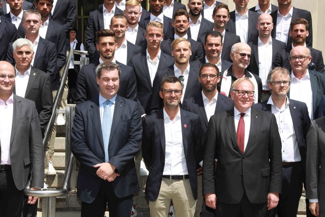 Staatsempfang für die Clubhelden. | Foto: Udo Dreier