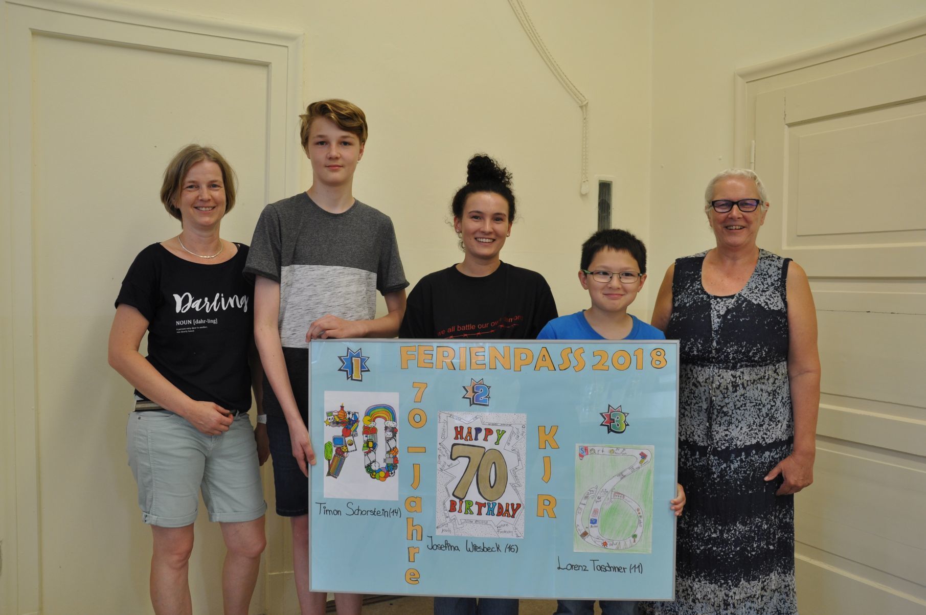 KJR Geschäftsführerin und Kreisjugendpflegerin Ursula Albuschkat, 1. Platz: Timon Schorstein, 2. Platz: Josefina Wiesbeck, 3. Platz: Lorenz Taschner, Vorstandsvorsitzende Monika Martin (von links).