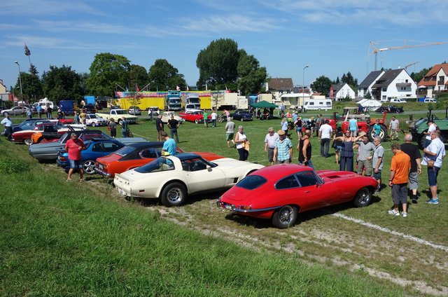 Beim Oldtimertreffen trifft man auch auf Sportauto-Träume des 20. Jahrhunderts. | Foto: © ZBV
