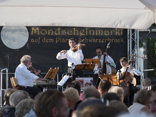 OLYMPUS DIGITAL CAMERA | Foto: Rüdiger Kretschmann