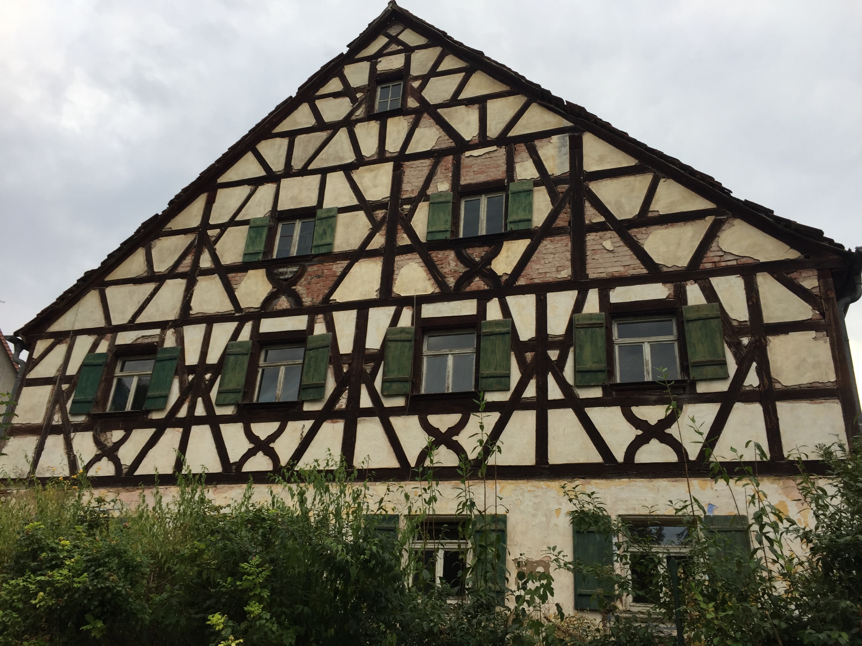 Beim Auftakt im Wohnstallhaus in Wendsdorf wird um 11.30 Uhr auch Landrat Matthias Dießl dabei sein.
