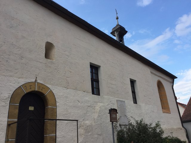 Das St. Jakobuskirchlein in Buttendorf ist vermutlich als Burgkapelle entstanden. | Foto: Landratsamt Fürth