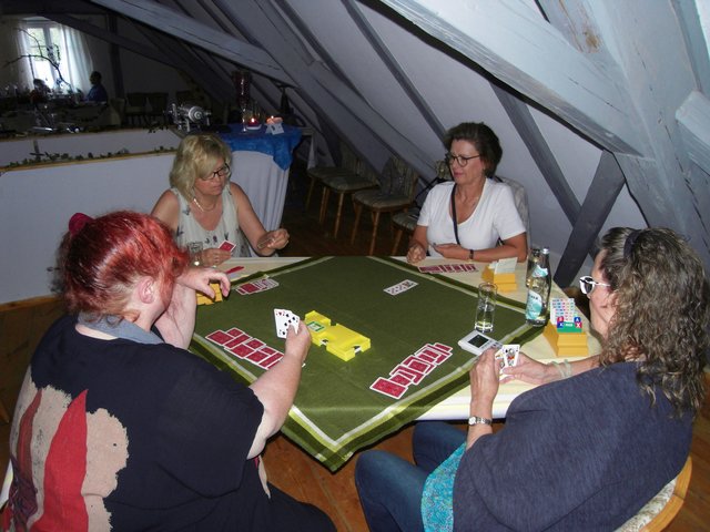 ... so sehen Sieger aus ... (v.l. Monika Beard, Eva Güttler, Kerstin Drebinger, Evi Specka…
